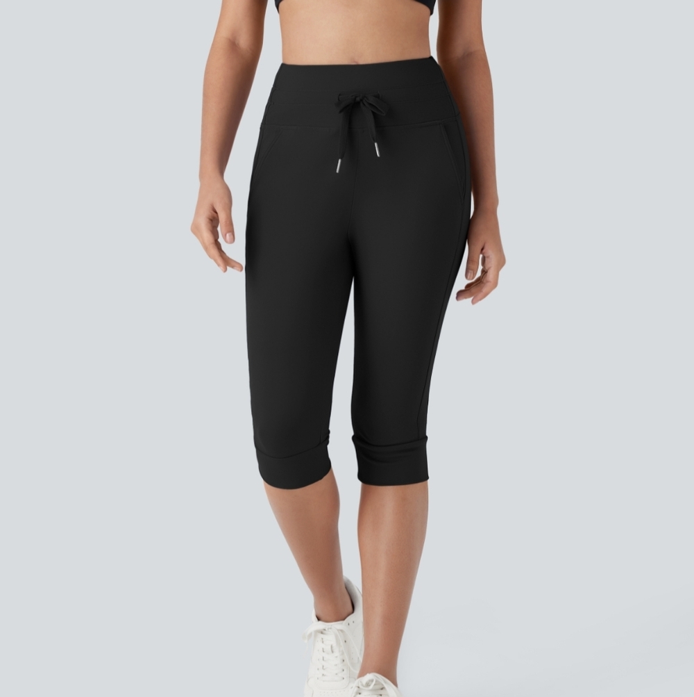HALARA Softly Zero Plush Pedal Pusher Leggings Joggers Yoga Pockets Drawstring